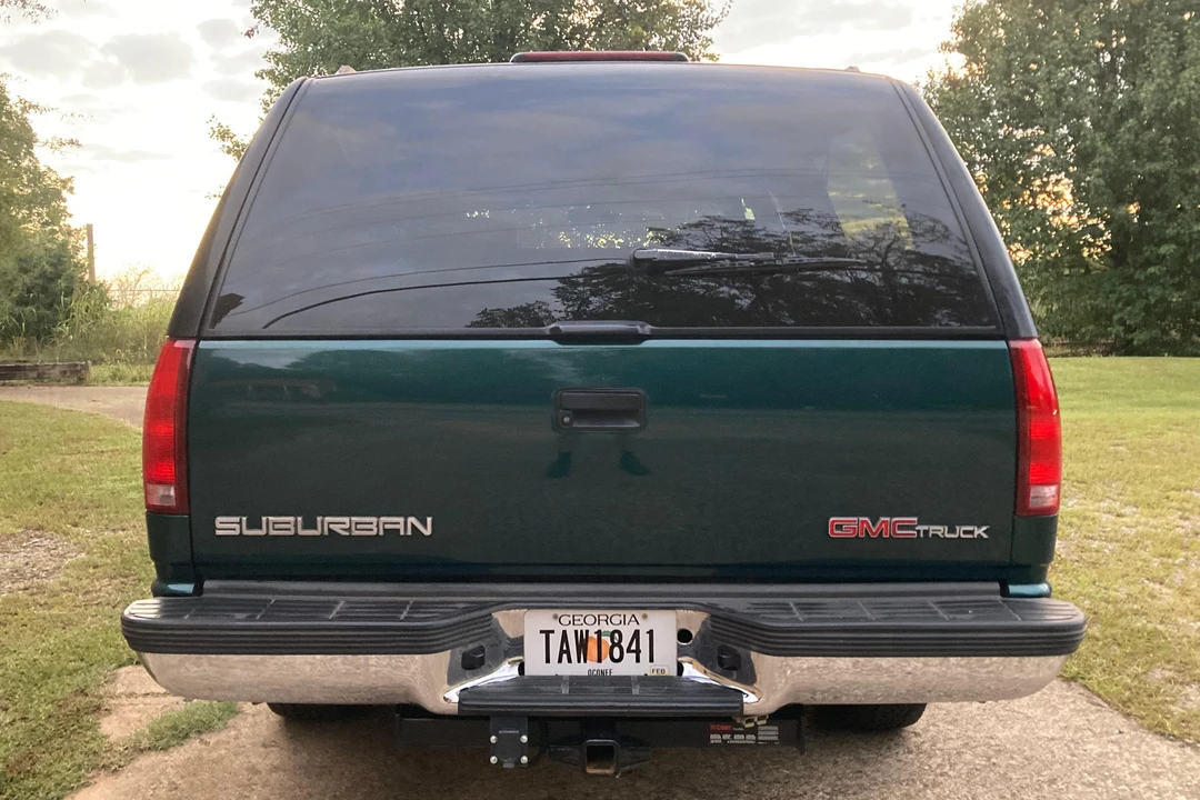 1996 GMC Suburban 8th Gen - Image 5 of 31