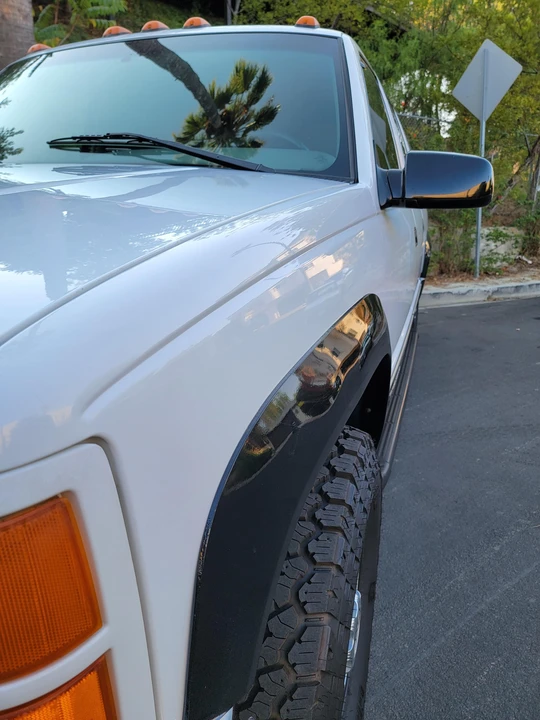 1996 GMC Suburban 8th Gen - Image 18 of 31