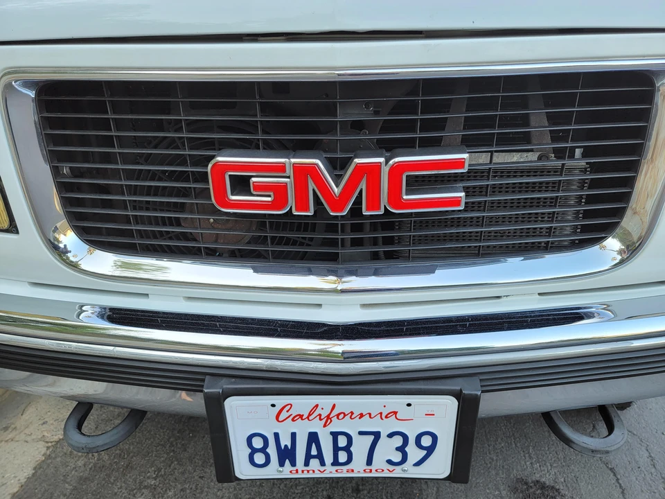 1996 GMC Suburban 8th Gen - Image 12 of 31