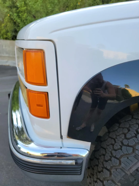 1996 GMC Suburban 8th Gen - Image 16 of 31