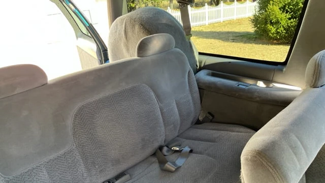 1996 GMC Suburban 8th Gen - Image 22 of 31