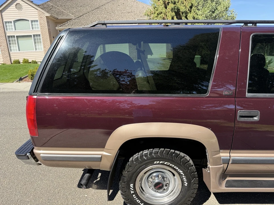 1996 GMC Suburban 8th Gen - Image 21 of 21