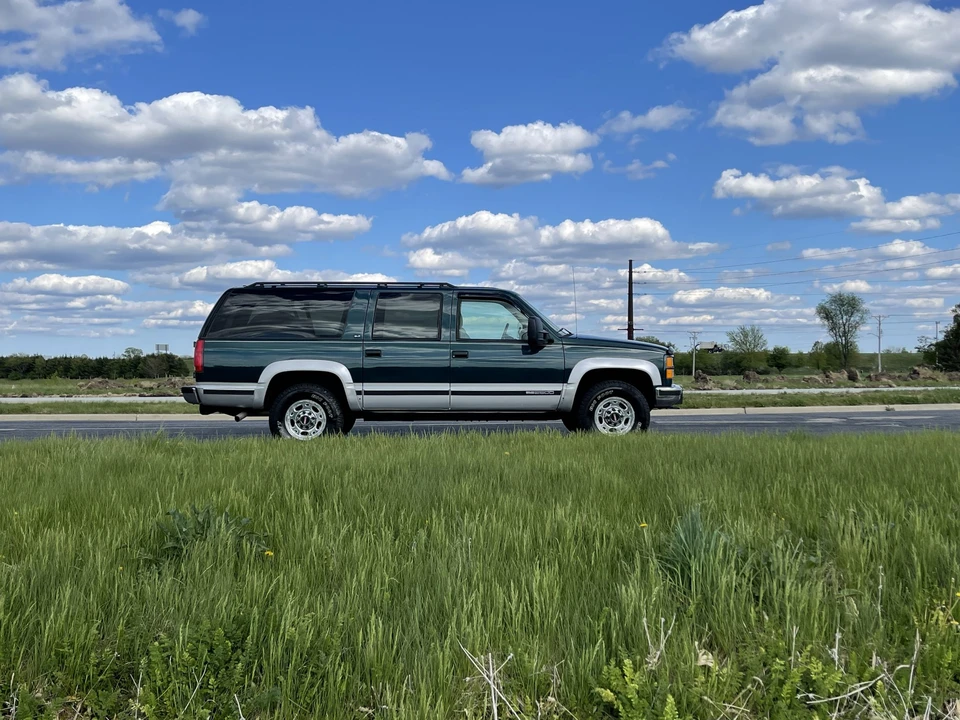 1996 GMC Suburban 8th Gen - Image 12 of 31