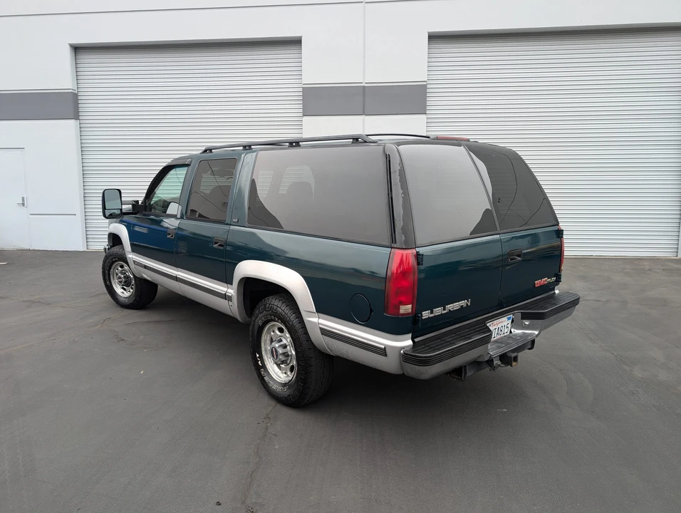 1996 GMC Suburban 8th Gen - Image 11 of 31