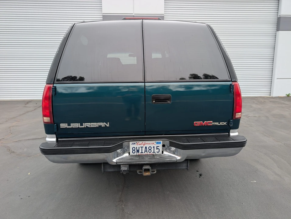 1996 GMC Suburban 8th Gen - Image 14 of 31