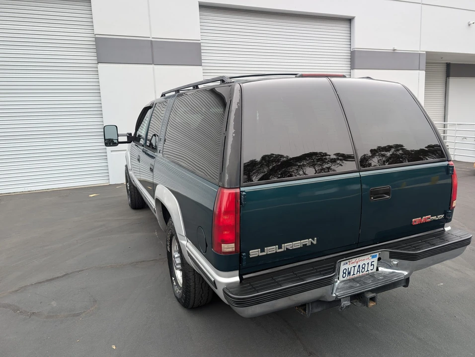 1996 GMC Suburban 8th Gen - Image 12 of 31