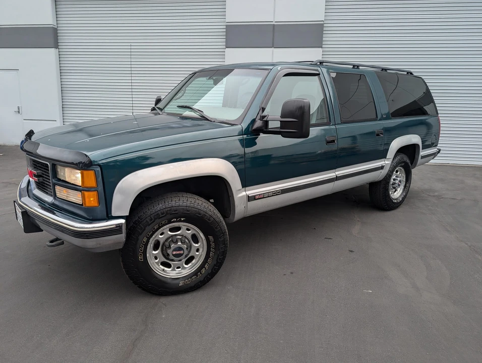 1996 GMC Suburban 8th Gen - Image 5 of 31