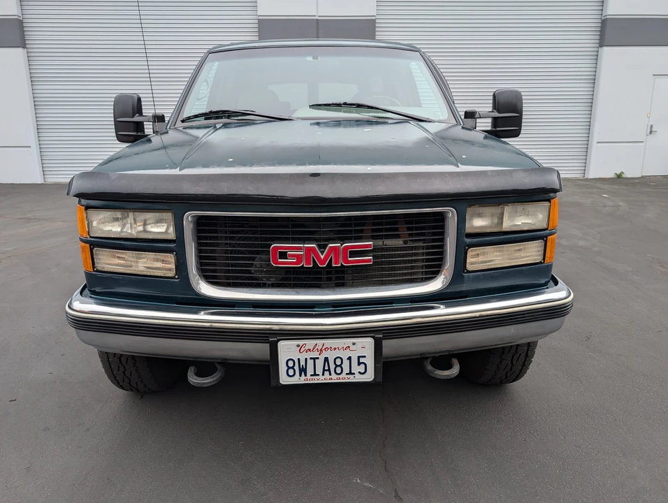 1996 GMC Suburban 8th Gen - Image 21 of 31