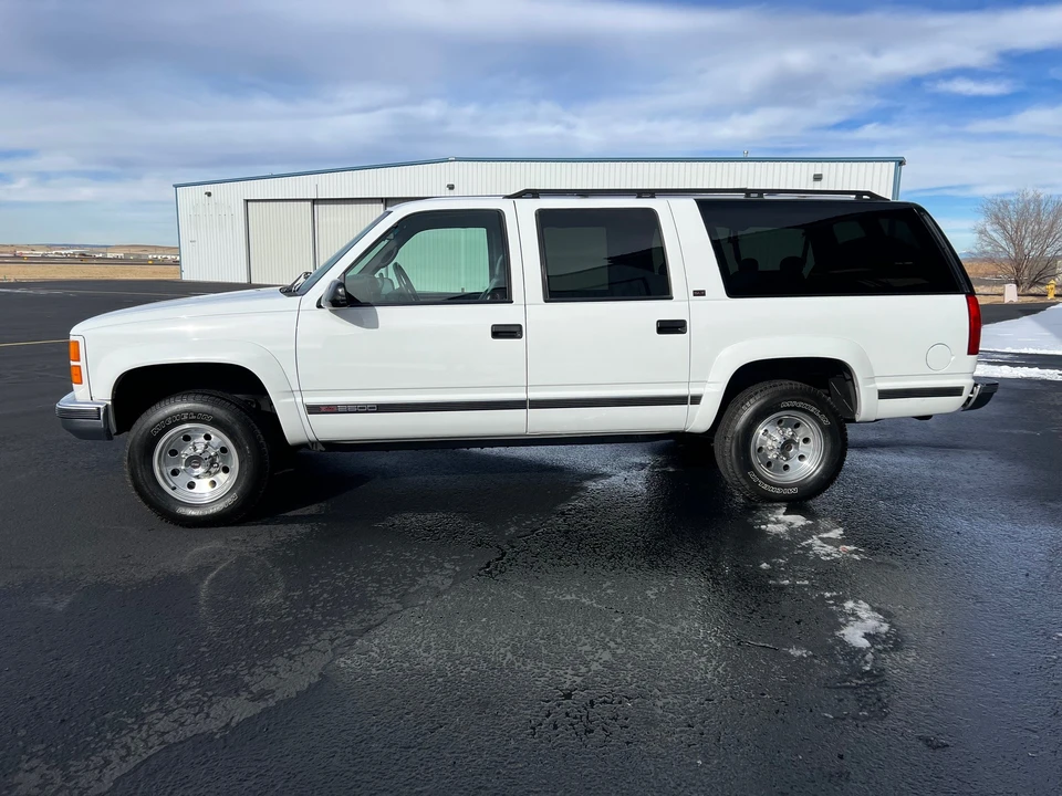 1996 Chevrolet Suburban 8th Gen - Image 27 of 31