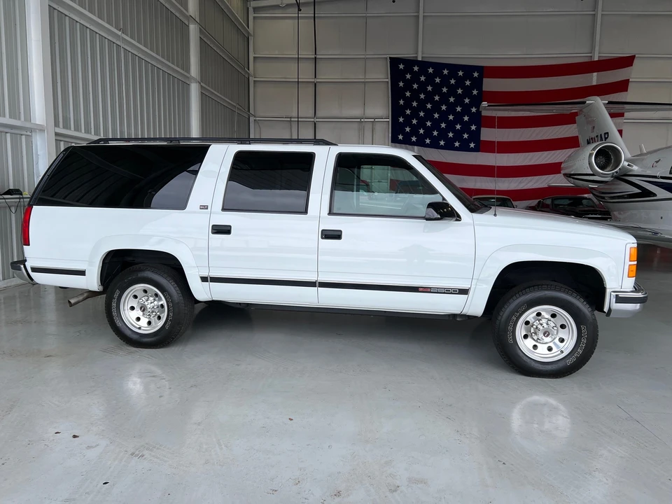 1996 Chevrolet Suburban 8th Gen - Image 12 of 31