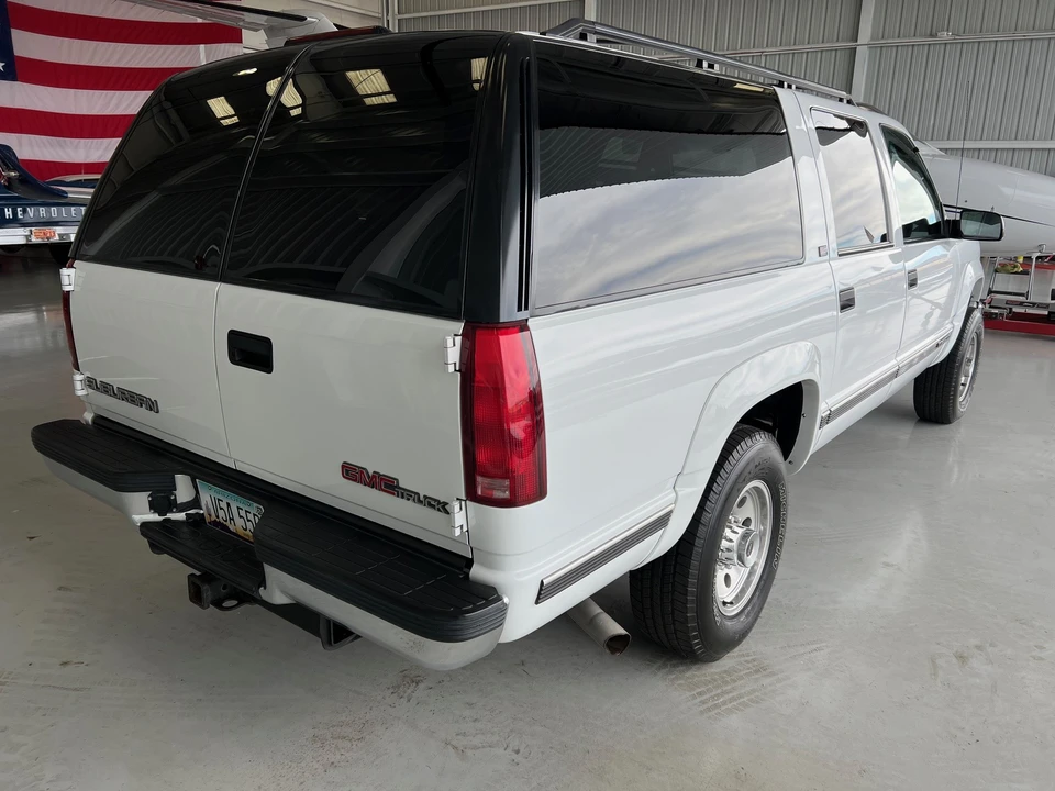 1996 Chevrolet Suburban 8th Gen - Image 15 of 31