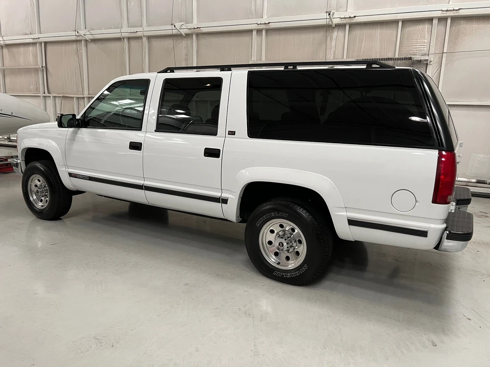 1996 Chevrolet Suburban 8th Gen - Image 22 of 31