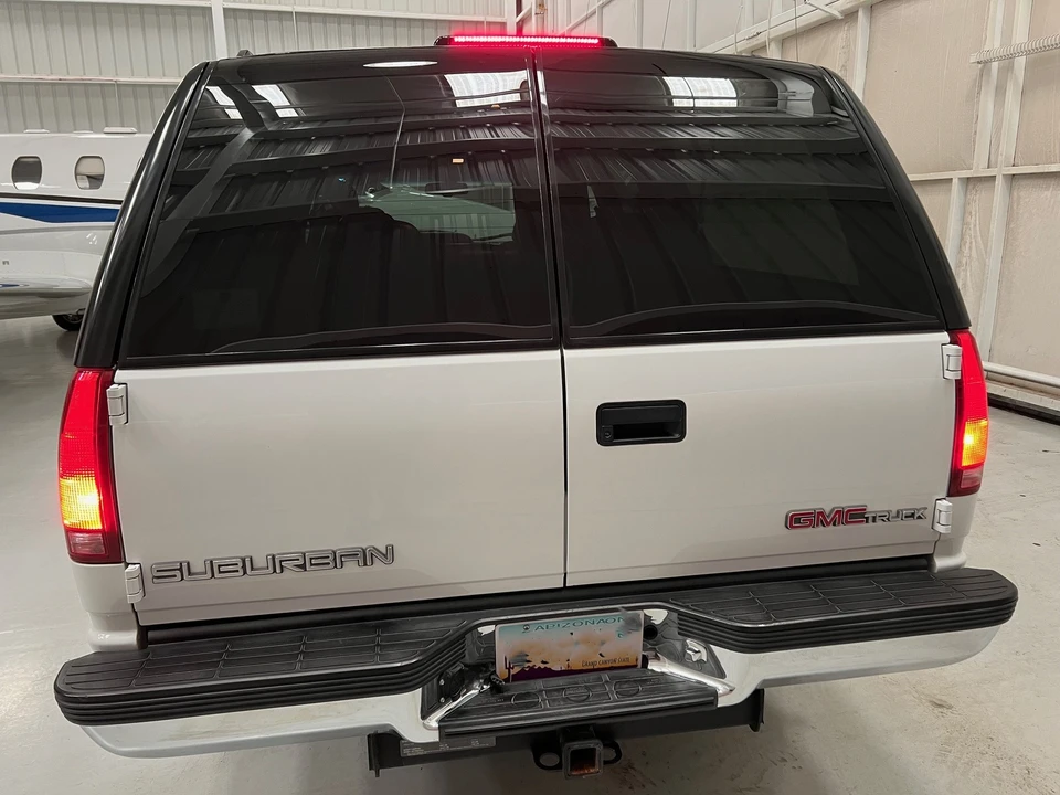 1996 Chevrolet Suburban 8th Gen - Image 18 of 31
