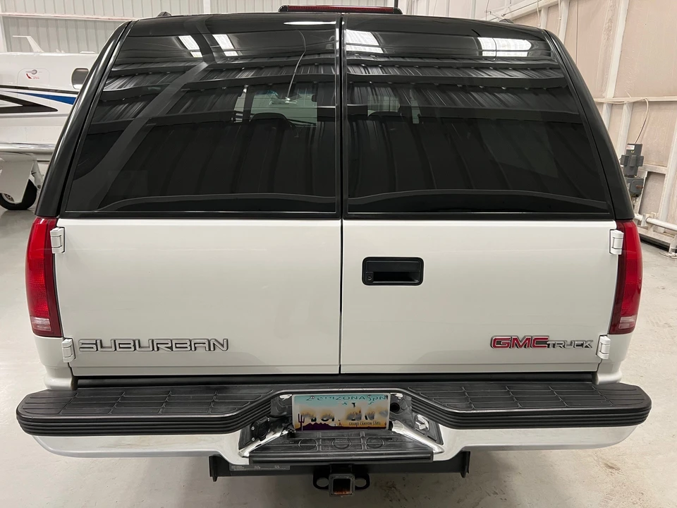 1996 Chevrolet Suburban 8th Gen - Image 16 of 31
