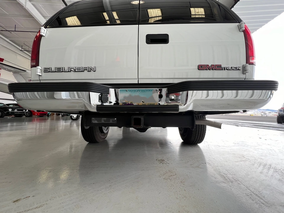 1996 Chevrolet Suburban 8th Gen - Image 19 of 31