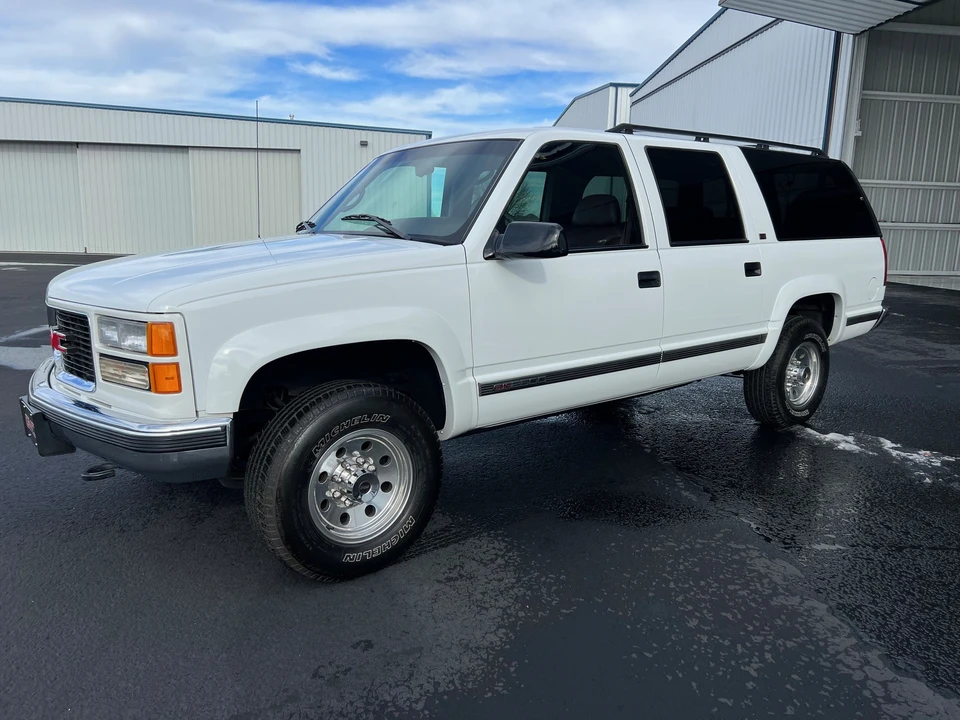 1996 Chevrolet Suburban 8th Gen - Image 29 of 31