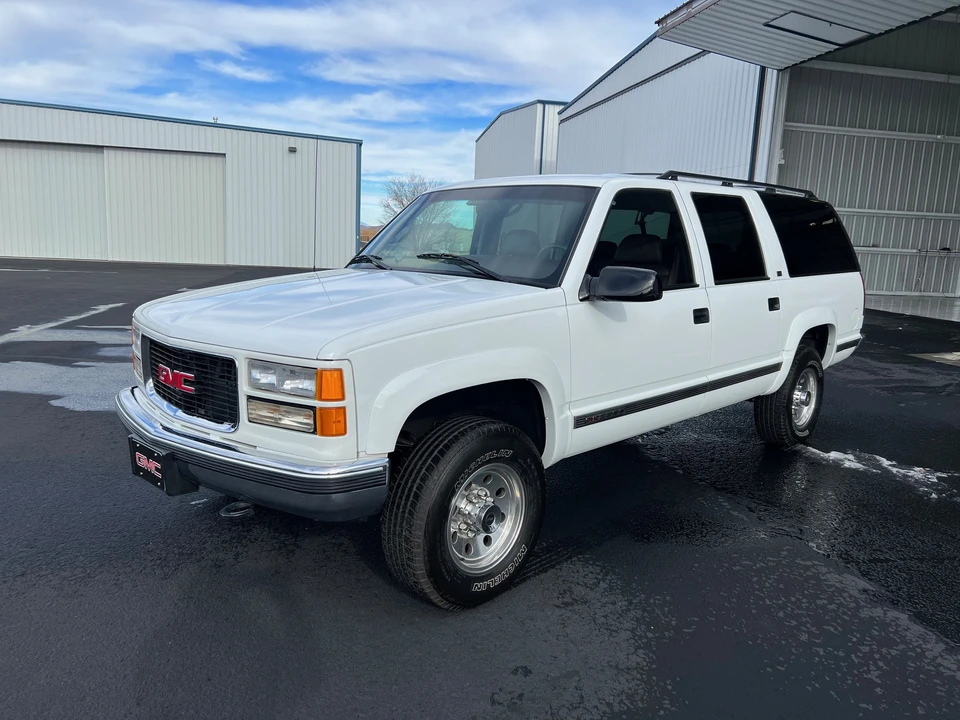 1996 Chevrolet Suburban 8th Gen - Image 30 of 31