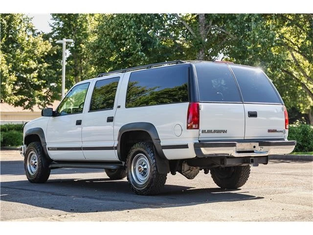 1996 GMC Suburban 8th Gen - Image 6 of 15