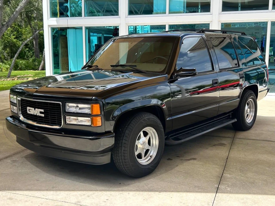 1996 GMC Yukon 1st Gen - Image 9 of 31