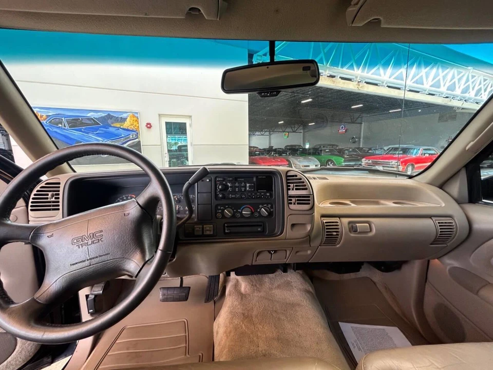 1996 GMC Yukon 1st Gen - Image 14 of 31