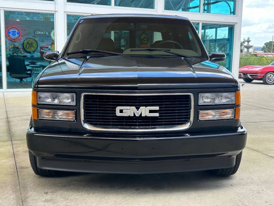 1996 GMC Yukon 1st Gen - Image 2 of 21