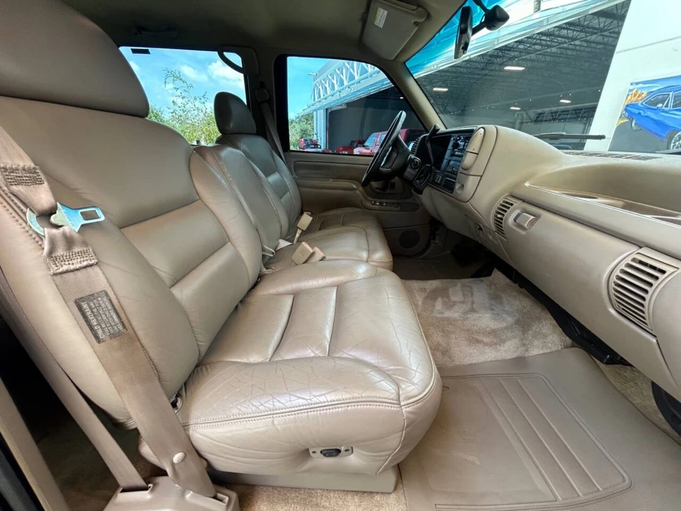 1996 GMC Yukon 1st Gen - Image 19 of 21