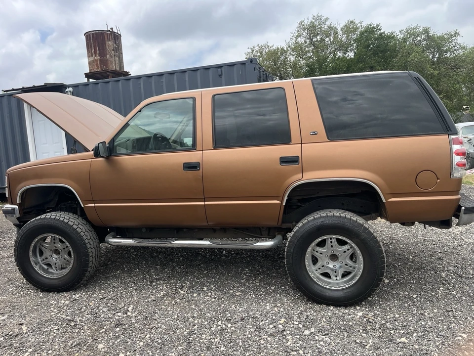 1996 GMC Yukon 1st Gen - Image 3 of 12