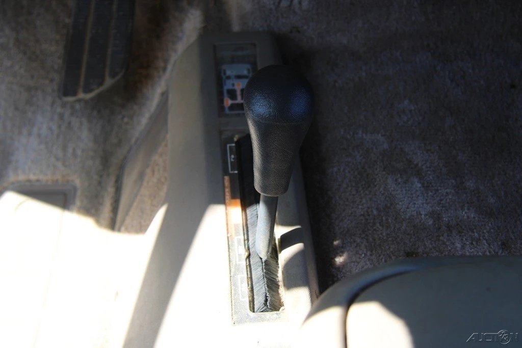 1996 GMC Yukon 1st Gen - Image 18 of 21