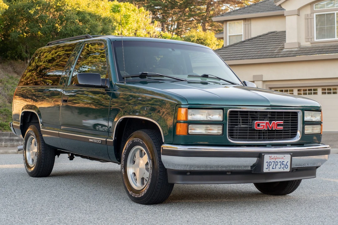 1996 GMC Yukon 1st Gen - Image 2 of 31