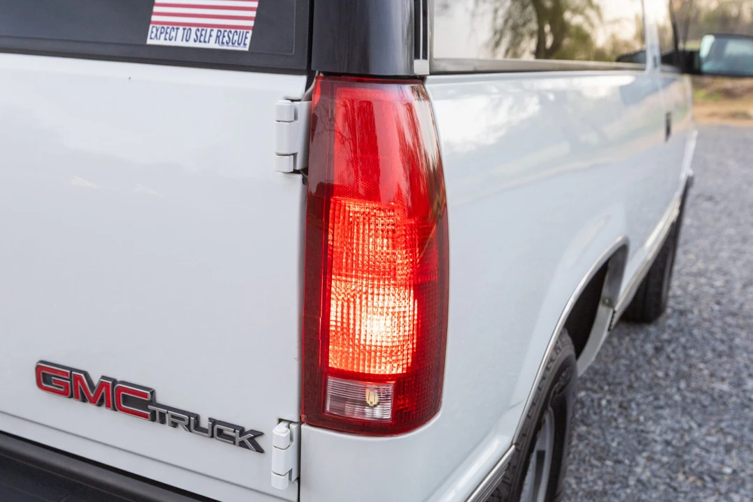 1996 GMC Yukon 1st Gen - Image 17 of 31