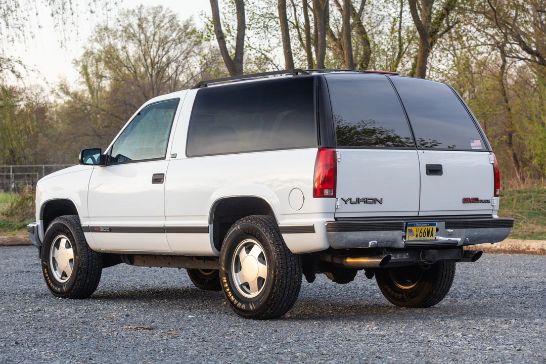 1996 GMC Yukon 1st Gen - Image 7 of 31