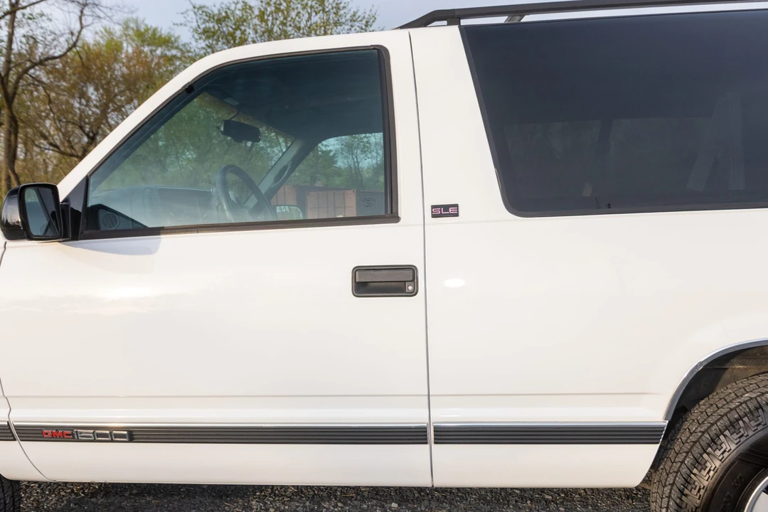 1996 GMC Yukon 1st Gen - Image 24 of 31