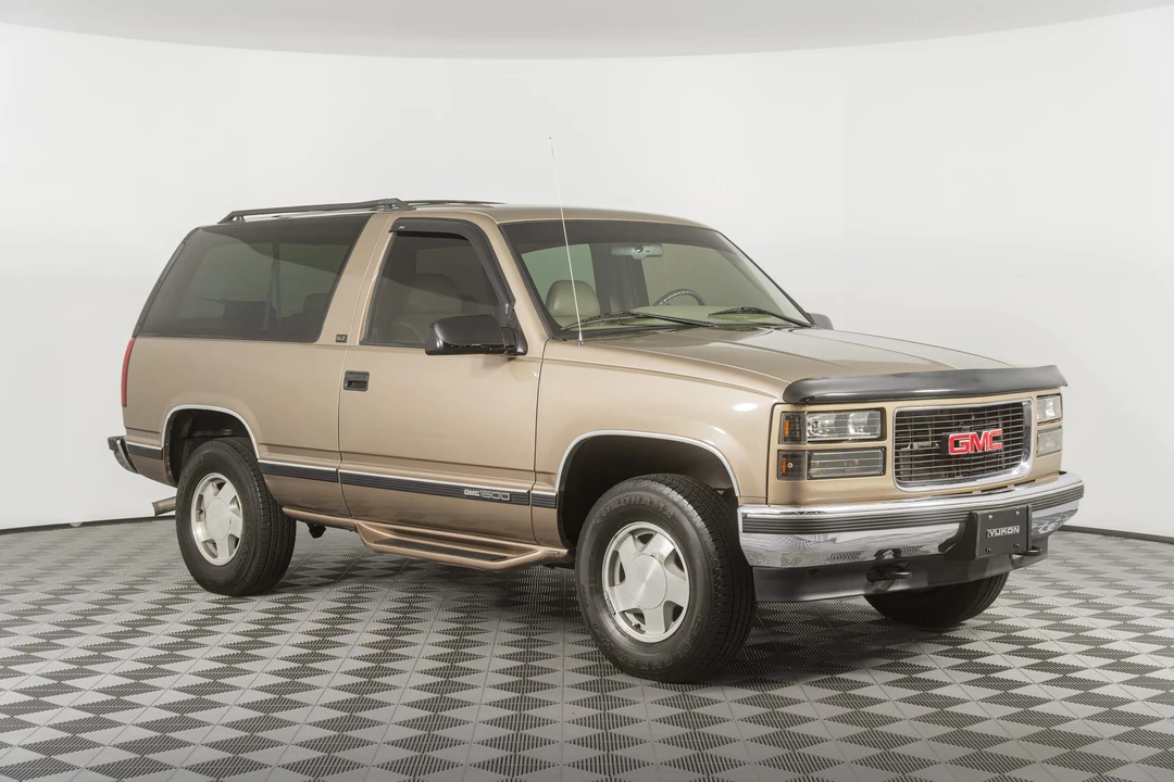 1996 GMC Yukon 1st Gen - Image 19 of 31