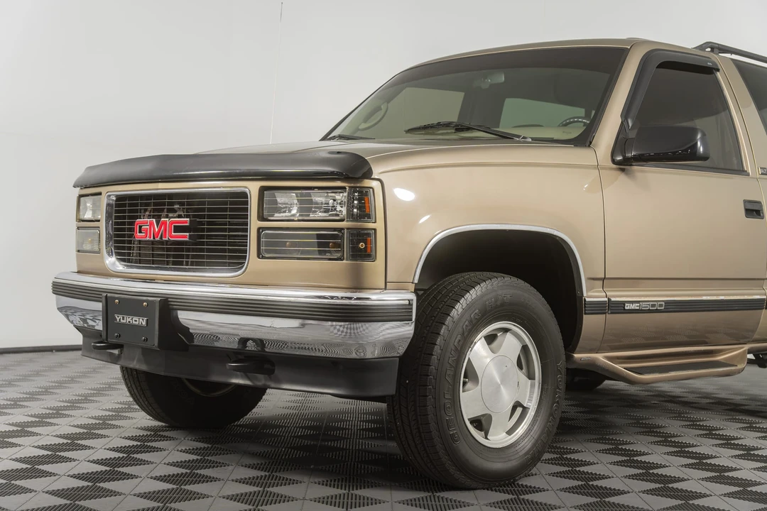 1996 GMC Yukon 1st Gen - Image 27 of 31