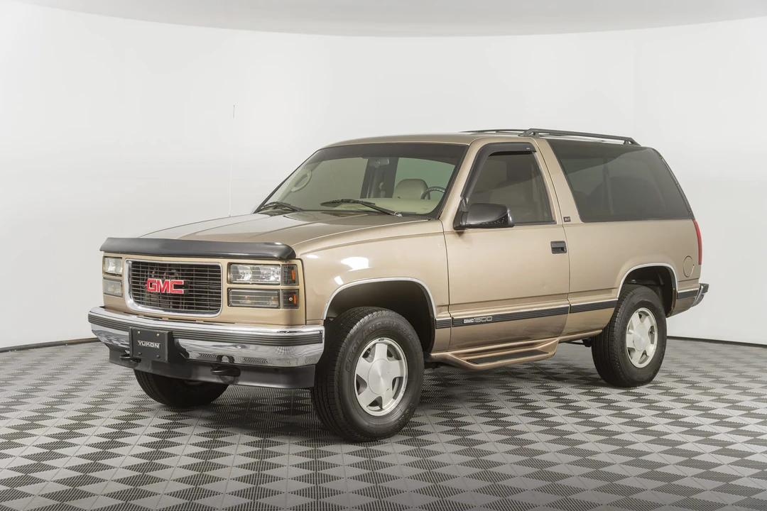 1996 GMC Yukon 1st Gen - Image 9 of 31