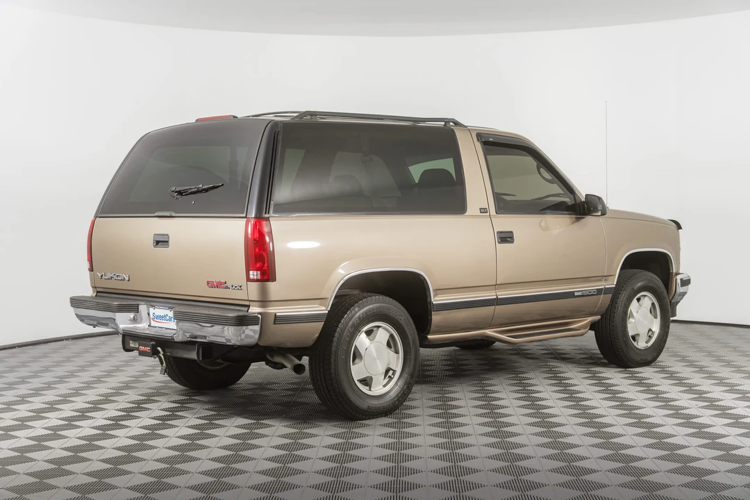 1996 GMC Yukon 1st Gen - Image 16 of 31