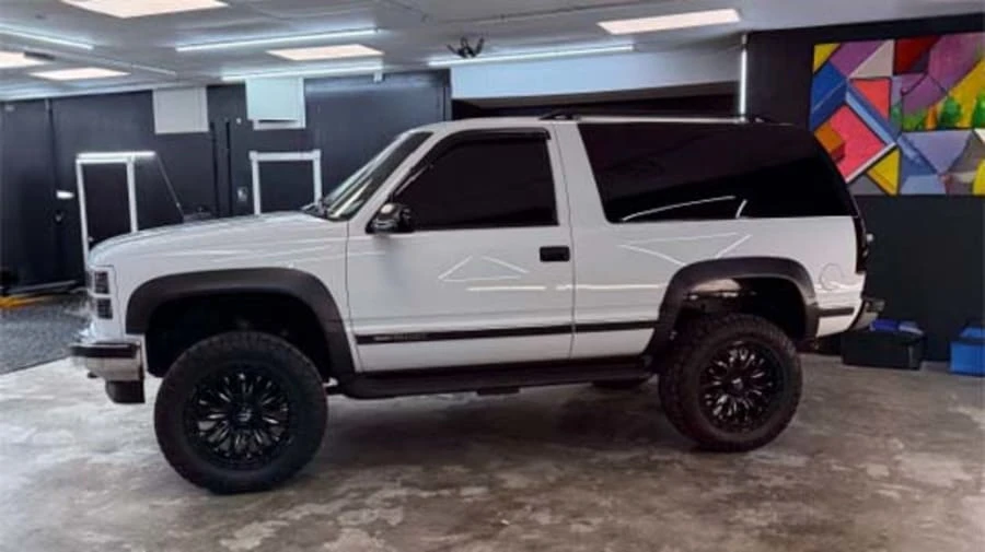 1996 GMC Yukon 1st Gen - Image 4 of 11