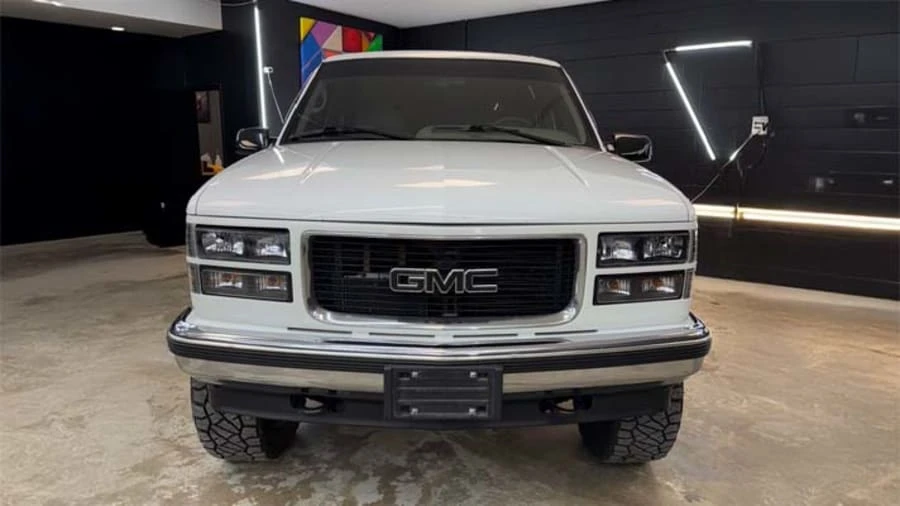 1996 GMC Yukon 1st Gen - Image 3 of 11
