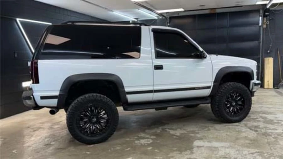 1996 GMC Yukon 1st Gen - Image 8 of 11