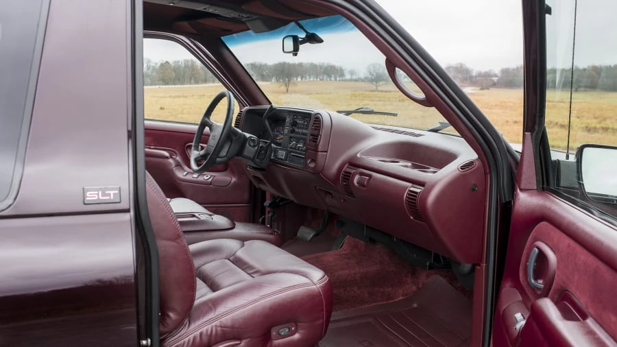 1996 GMC Yukon 1st Gen - Image 5 of 12