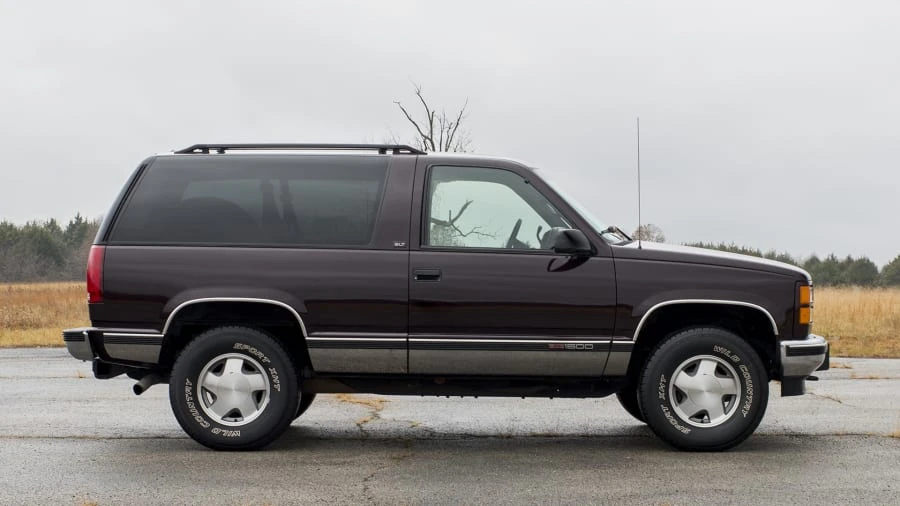 1996 GMC Yukon 1st Gen - Image 11 of 12