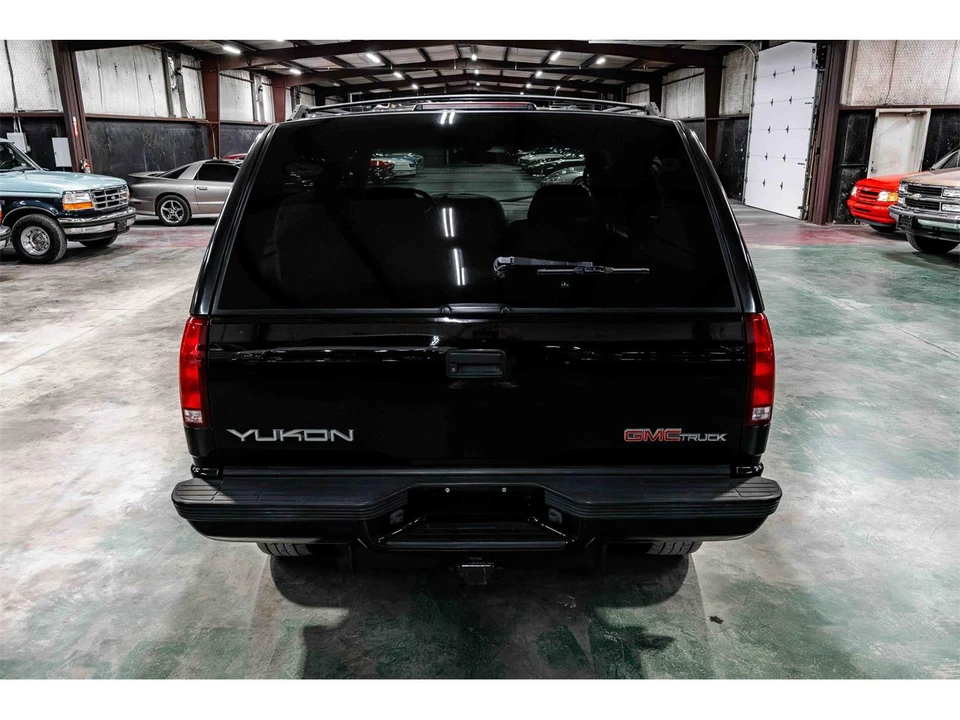 1996 GMC Yukon 1st Gen - Image 4 of 22
