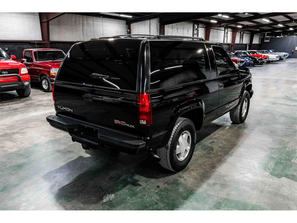1996 GMC Yukon 1st Gen - Image 5 of 22