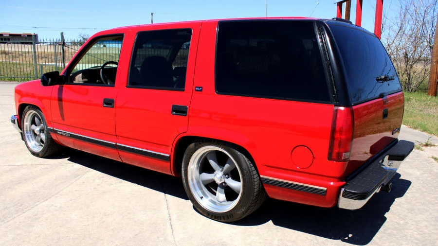 1996 GMC Yukon 1st Gen - Image 2 of 10
