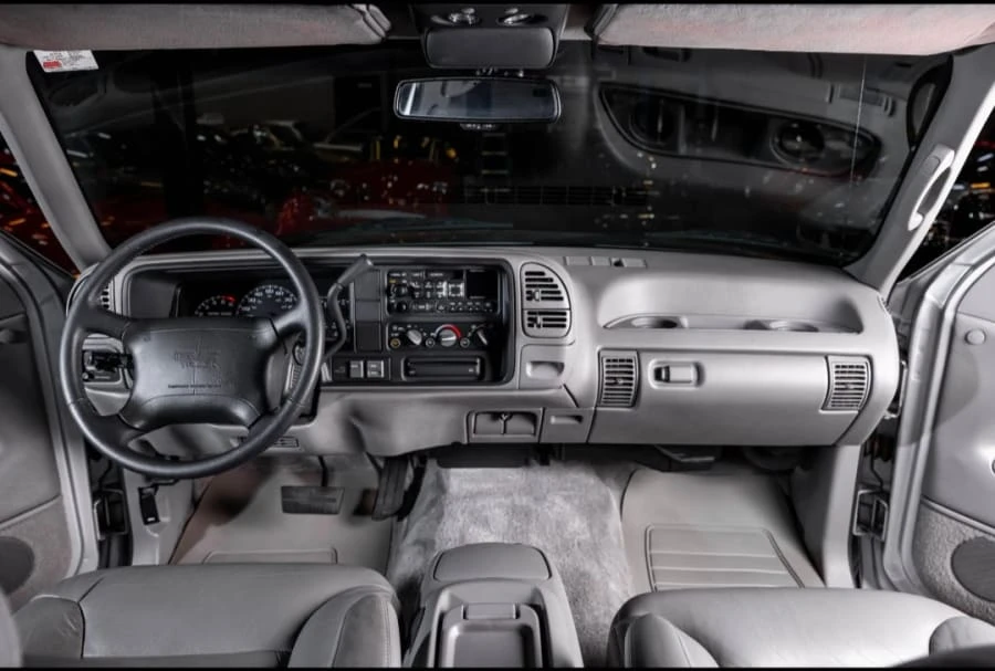 1996 GMC Yukon 1st Gen - Image 3 of 6