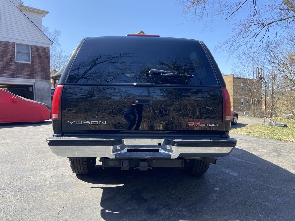 1996 GMC Yukon 1st Gen - Image 5 of 31
