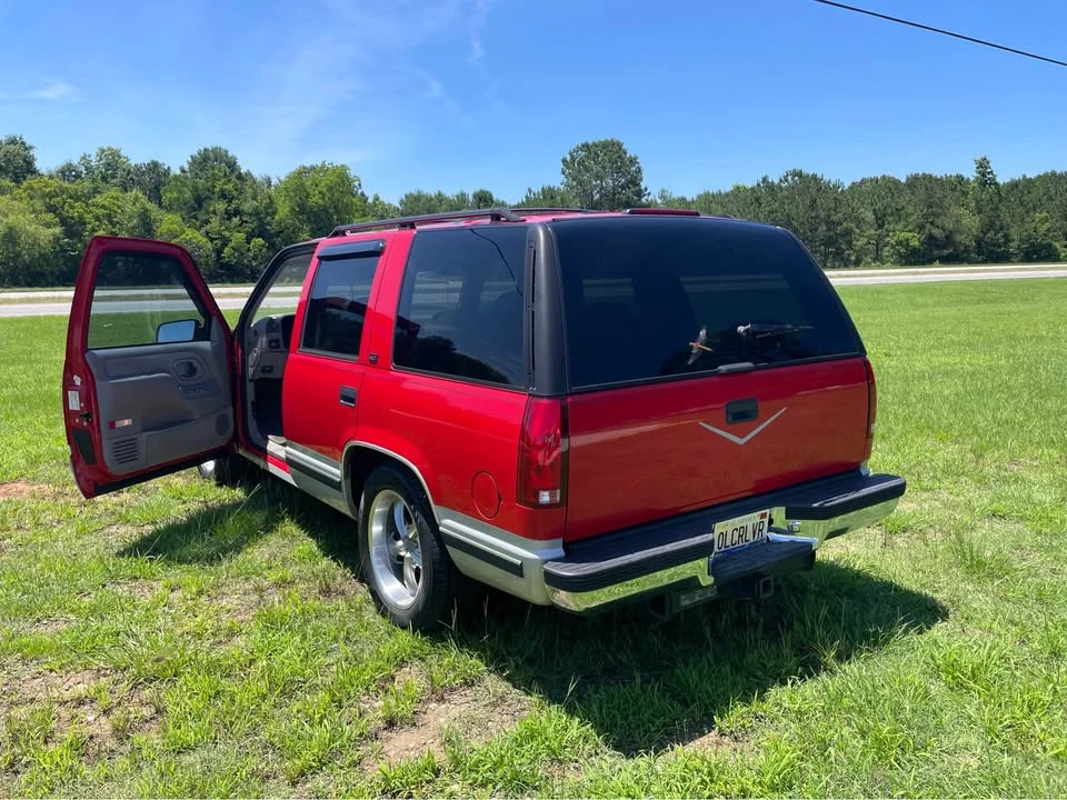 1996 GMC Yukon 1st Gen - Image 2 of 10