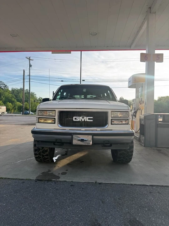 1996 GMC Yukon 1st Gen - Image 12 of 13