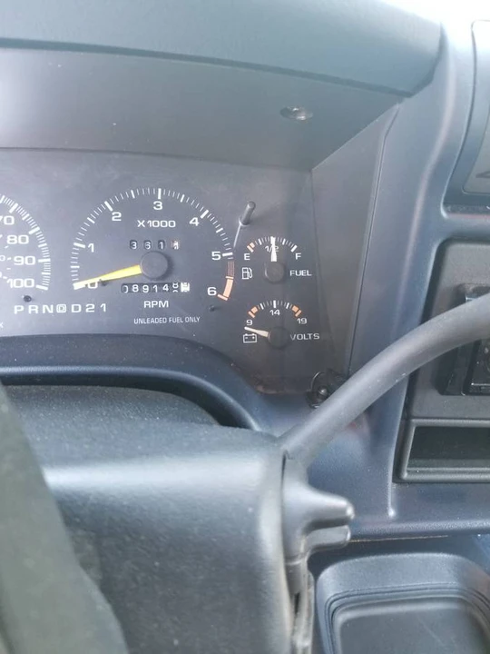 1996 GMC S-15 Jimmy 2nd Gen - Image 10 of 14
