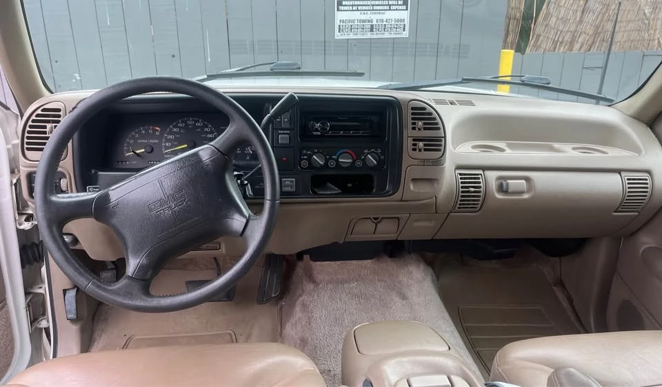 1996 GMC Yukon 1st Gen - Image 3 of 9